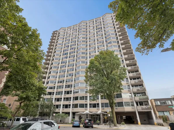 555 W Cornelia Ave APT 501, Chicago, IL 60657