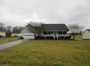 121 Alleghany Dr, Salisbury, NC 28147