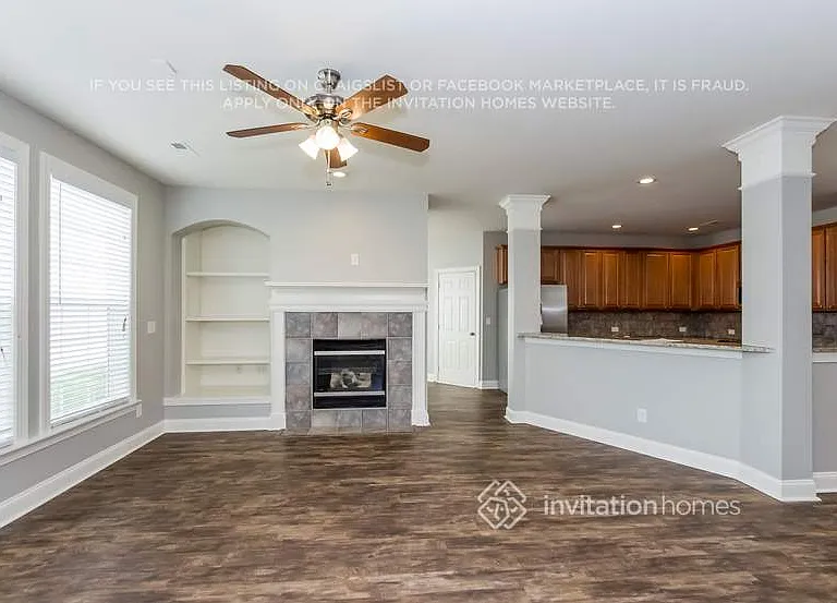 3016 Ivy Brook Pl — Photo 4