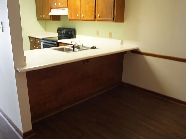 2406 Bemiss Rd #9 — Photo 10