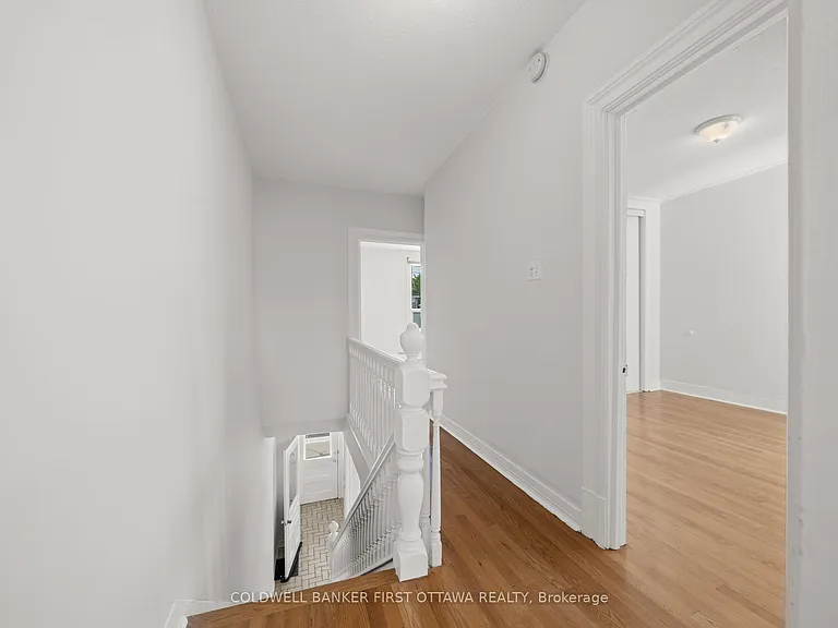 176 Rochester St — Photo 20