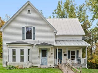 51 6th St, Barre, VT 05641