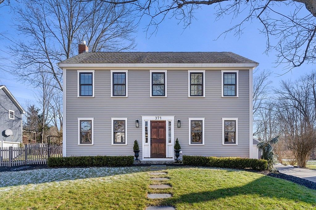 371 Main St, West Newbury, MA 01985 Zillow
