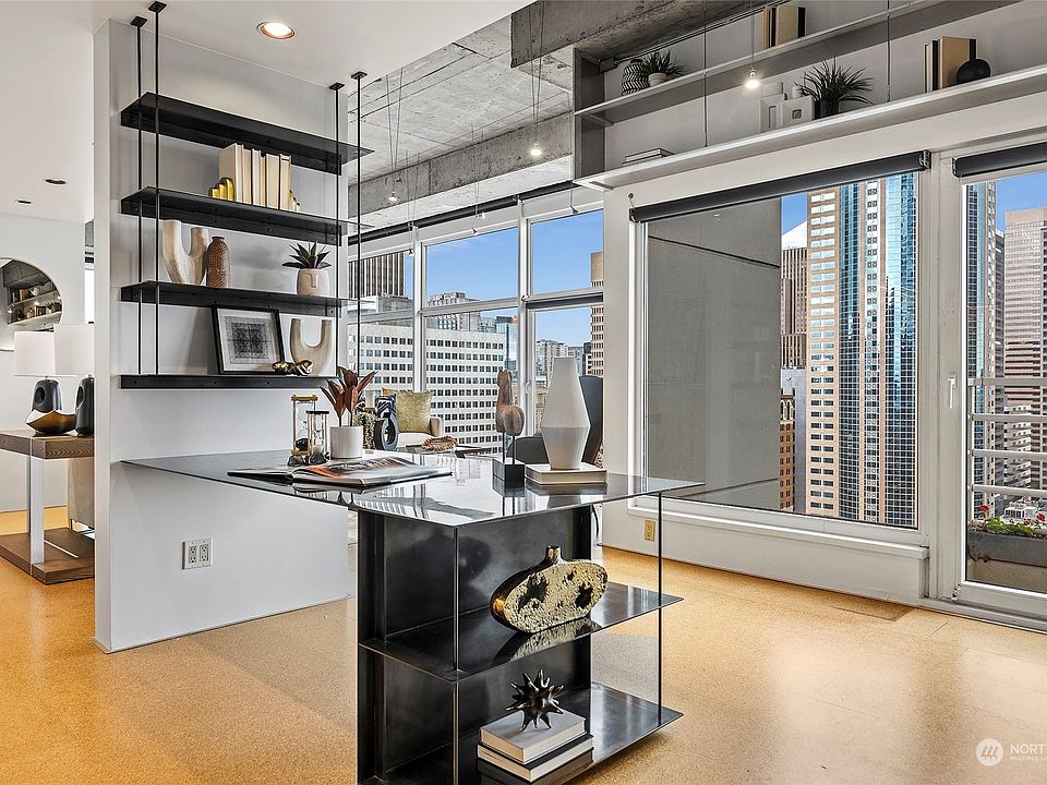 1st image of 1415 2nd Avenue #2508