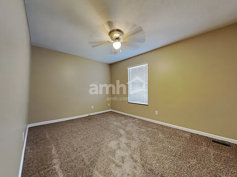 618 Fox Chase Way — Photo 18