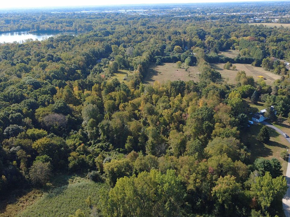 727 W Maple Rd, photo 8