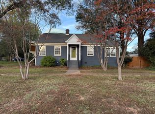 1130 Eastview Dr, Charlotte, NC 28211