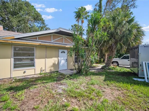 7423 Garry RD, FORT MYERS, FL 33967