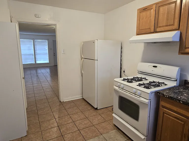 2715 Terrace (9)_01102025