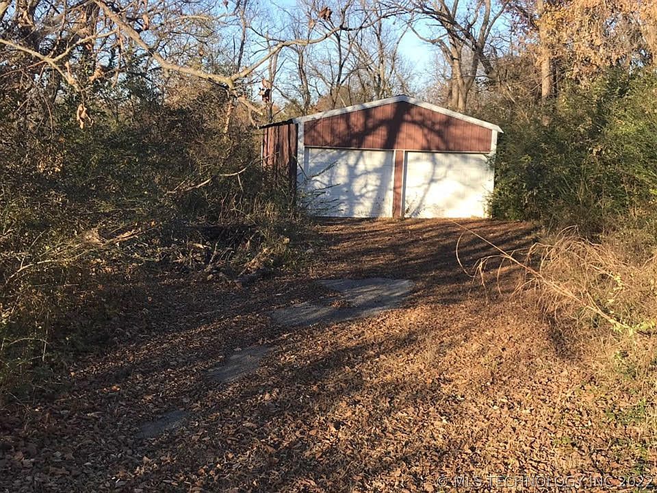 2nd image of 7623 S 28th West Ave