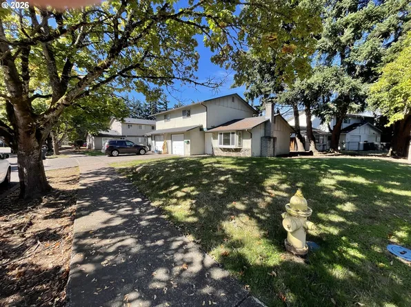 908 Cloverleaf Loop, Springfield, OR 97477