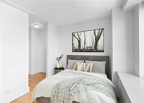 Rented by SR8 REALTY LLC | media 16