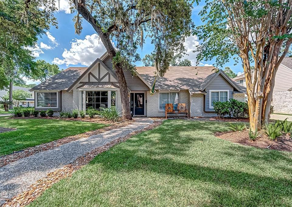 Beautiful corner lot home with lots of green space.
