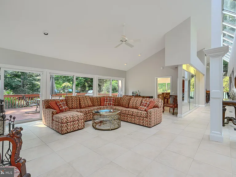 2101 Tufton Ave — Photo 12