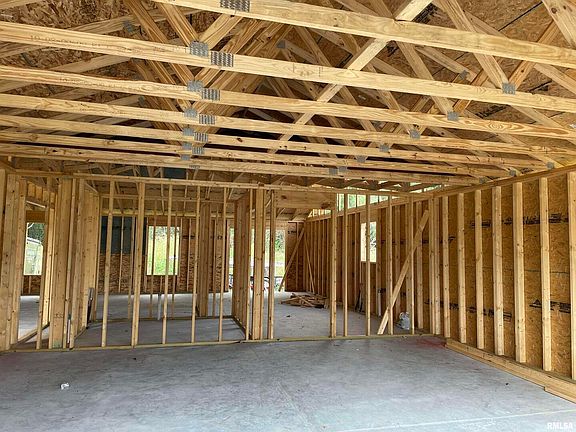 3rd image of 108 Olivia Dr