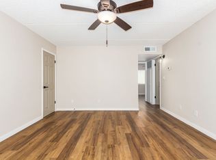 Venture On 12th Place, Phoenix, AZ 85014