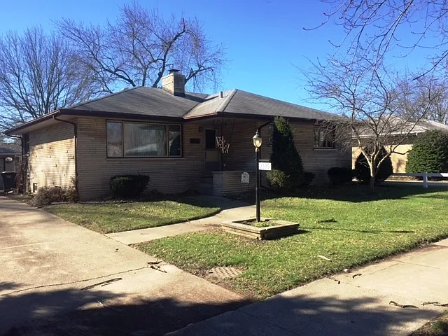 2339 184th St photo 1