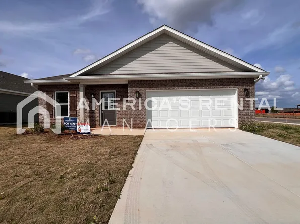 19651 Amberley Rd, Robertsdale, AL 36567