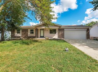 922 Silverstone Dr, Saint Charles, MO 63303