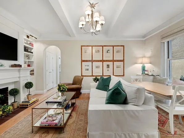 155 E 73rd St APT 1D, New York, NY 10021