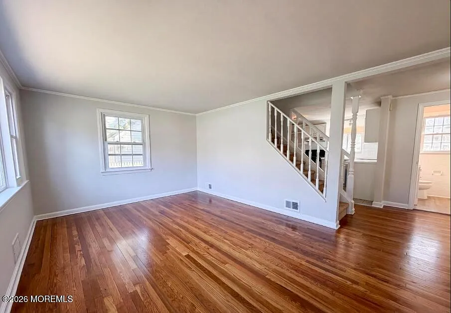 3 bed, 1290 sqft, $2,356 — Photo 3