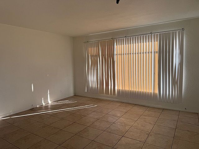 2nd image of 4307 53rd St