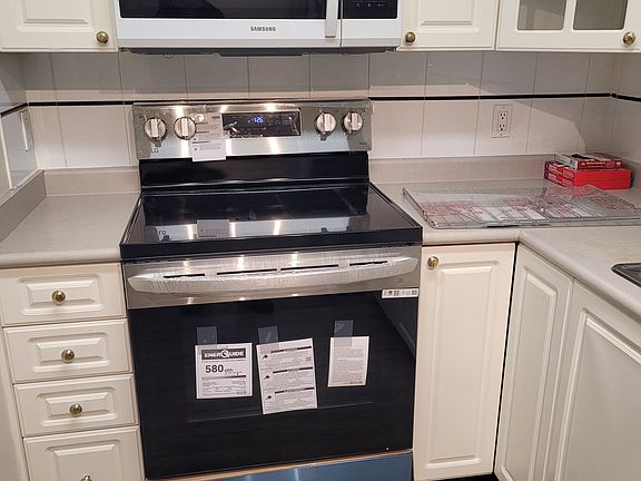 4th image of 8100 Jones Rd #115