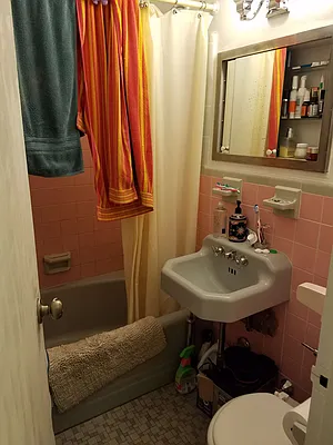 Rented by Allen Harris, LREB | media 5