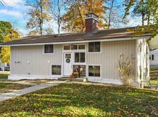 52 Stephens Rd, Leominster, MA 01453