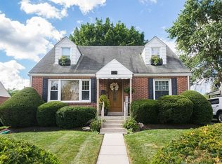 824 Rhoads Ave, Boyertown, PA 19512