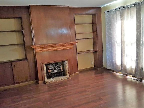 3rd image of 241 S Inglewood Ave