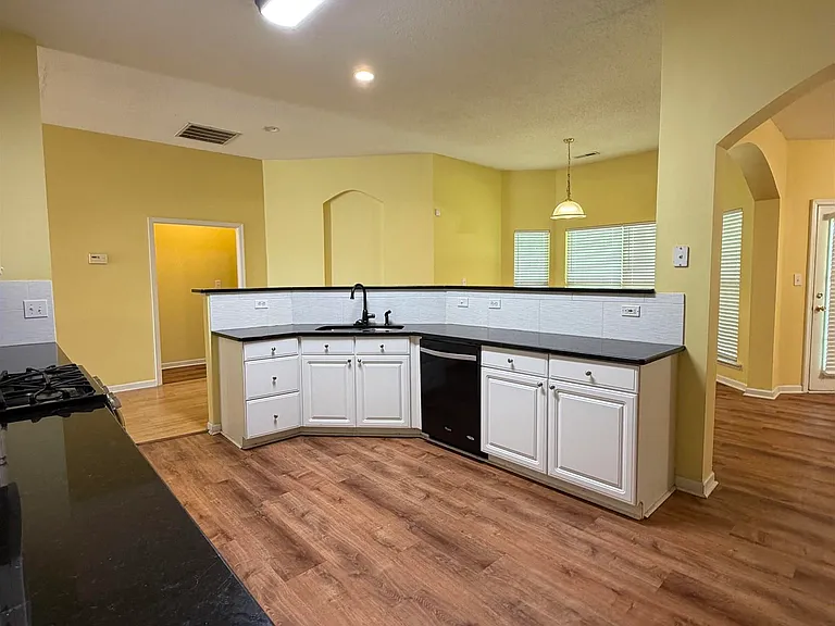 216 Horseshoe Bnd — Photo 17