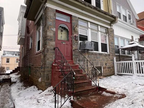 126 High St, Sharon Hill, PA 19079
