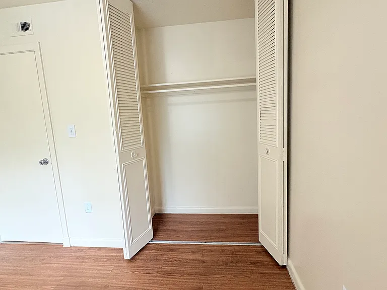 305 Balfour Dr #120 — Photo 10