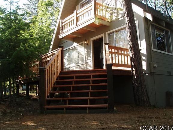 3rd image of 828 Utica Dr
