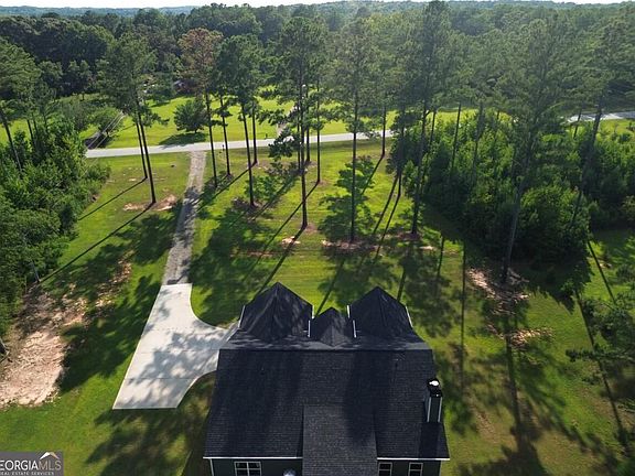 3rd image of 2317 W Ellis Rd