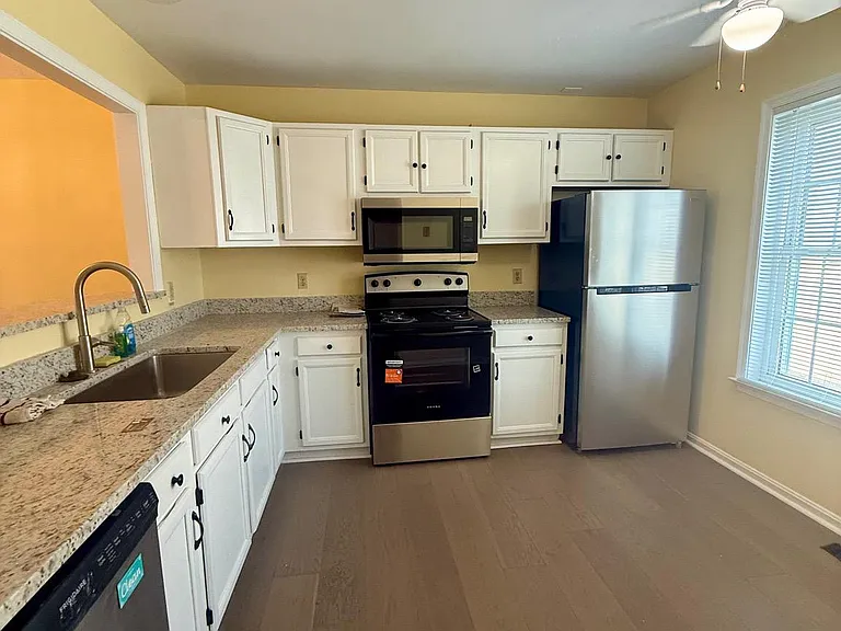 139 Newport Bay Dr #A-206A — Photo 6
