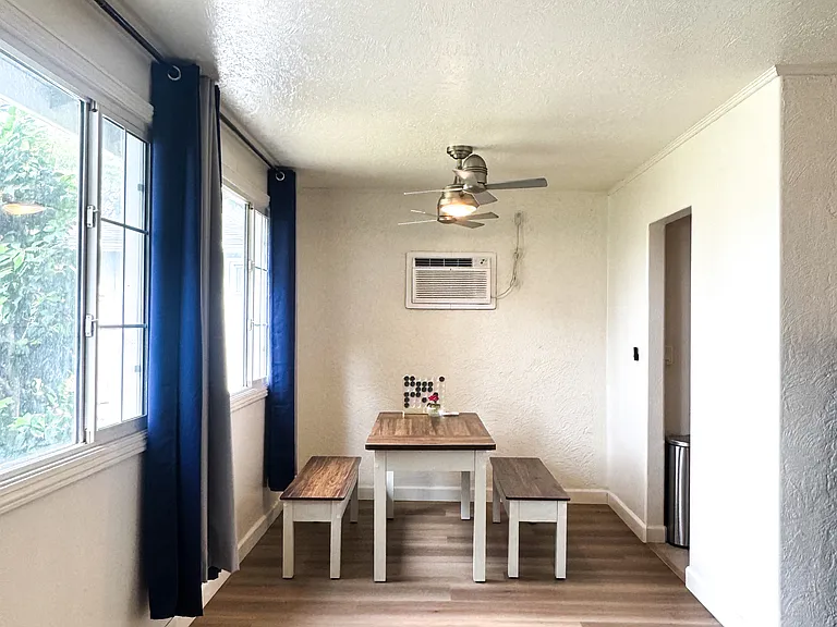 1614 W Elm Ave — Photo 6