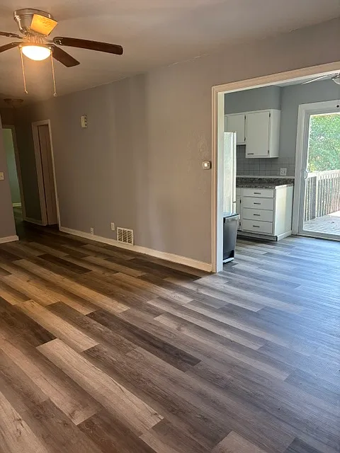 2 bed, 785 sqft, $1,100 — Photo 4
