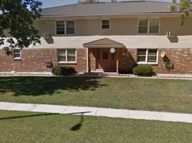 2024 Green Tree Rd