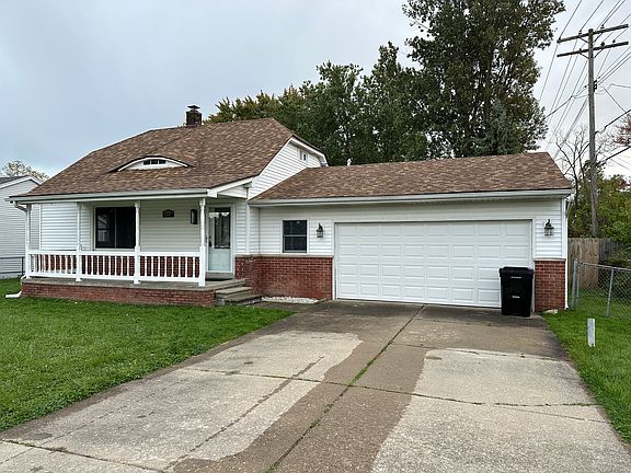 2nd image of 19110 Brandt St