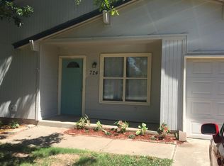 724 W Commercial St, Broken Arrow, OK 74012