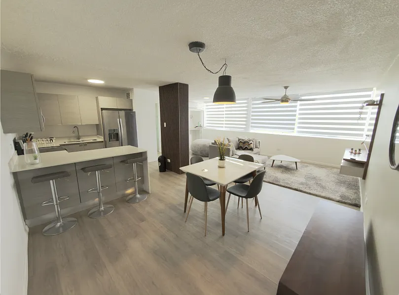 3 bed, 2.0 bath, 1042 sqft, $2,200 — Photo 2