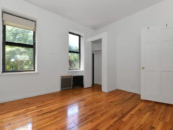 349 Bedford Avenue image 6 of 7
