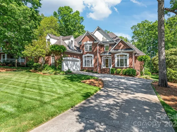 4232 Shannamara Dr, Matthews, NC 28104