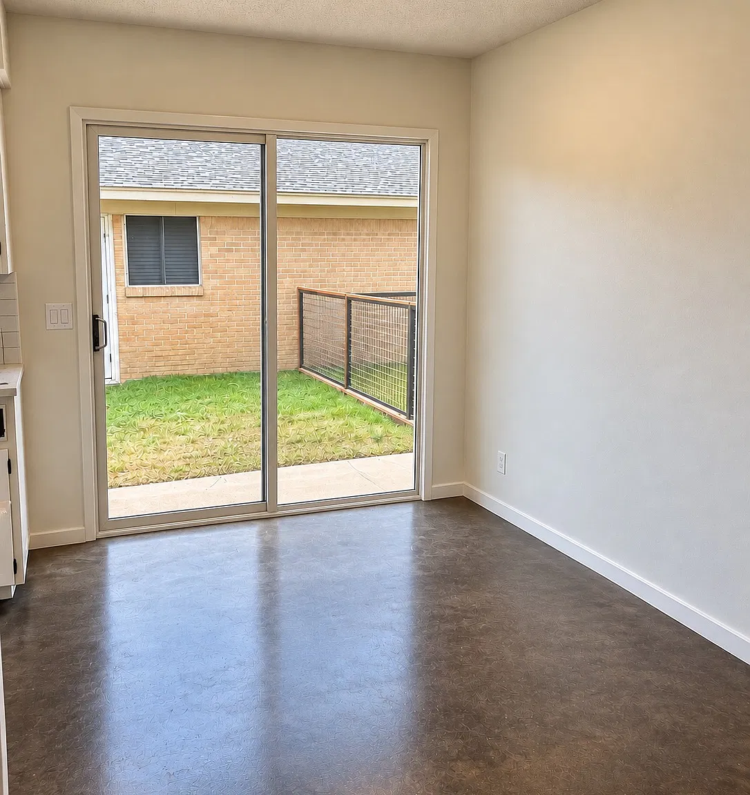 2 bed, 825 sqft, $1,800 — Photo 2