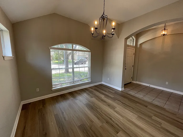 10025 Mount Rainier Dr — Photo 5
