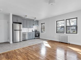 6 Brown Ave #A, Hempstead, NY 11550