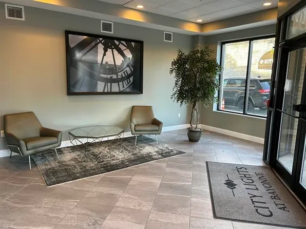 186-194 Broadway image 10 of 11