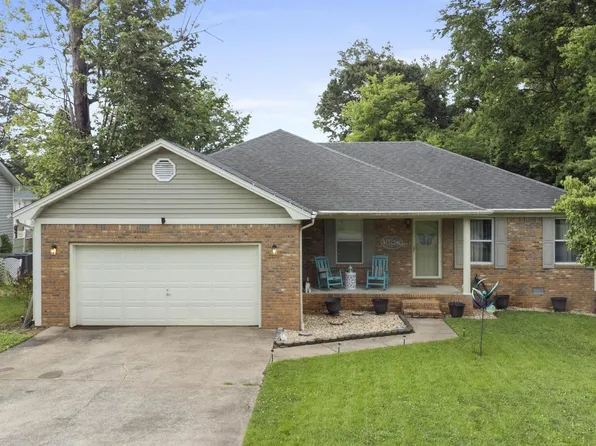 286 Hillington Dr, Paducah, KY 42001